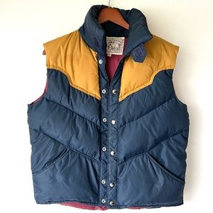1980s William Barry Ski Vest Size Medium. Down filled.